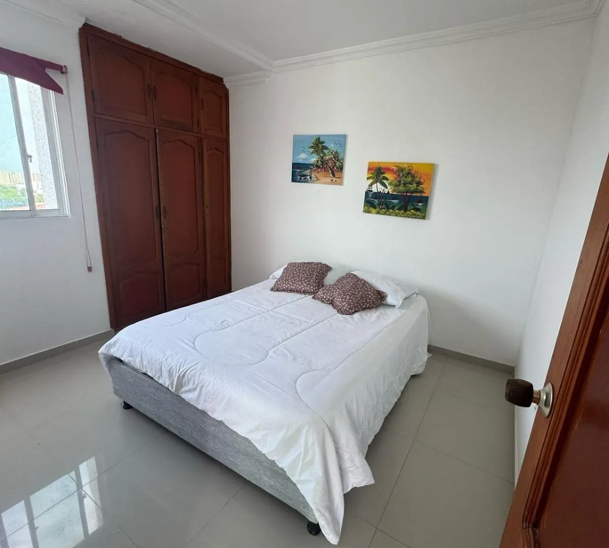 Bonito Apartamento En Cartagena Con Garaje Gratuito